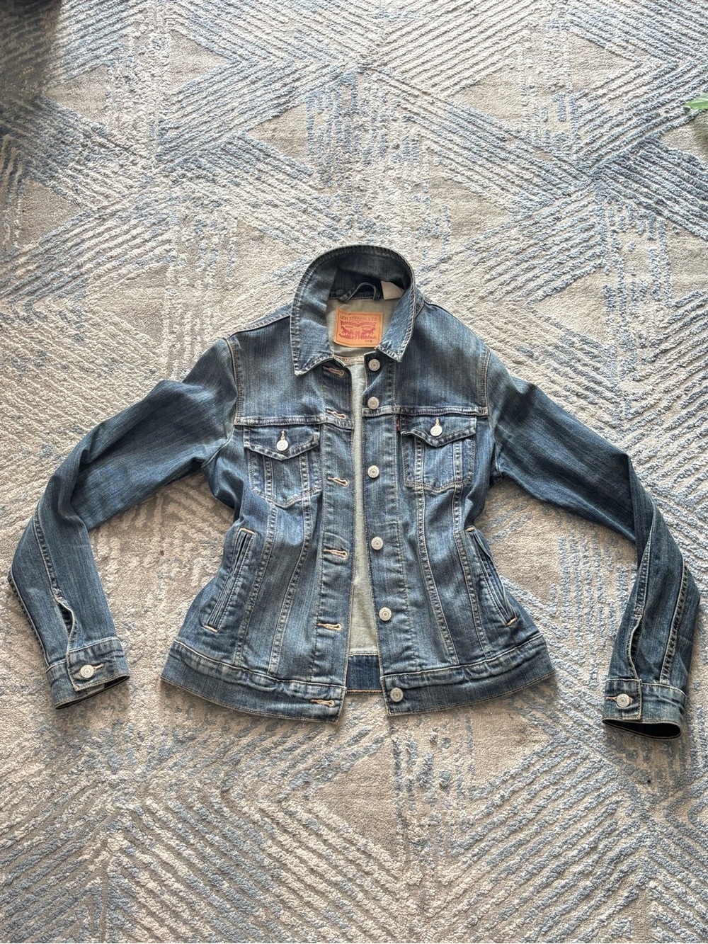Levi's Women's Light Blue Denim Trucker Jacket